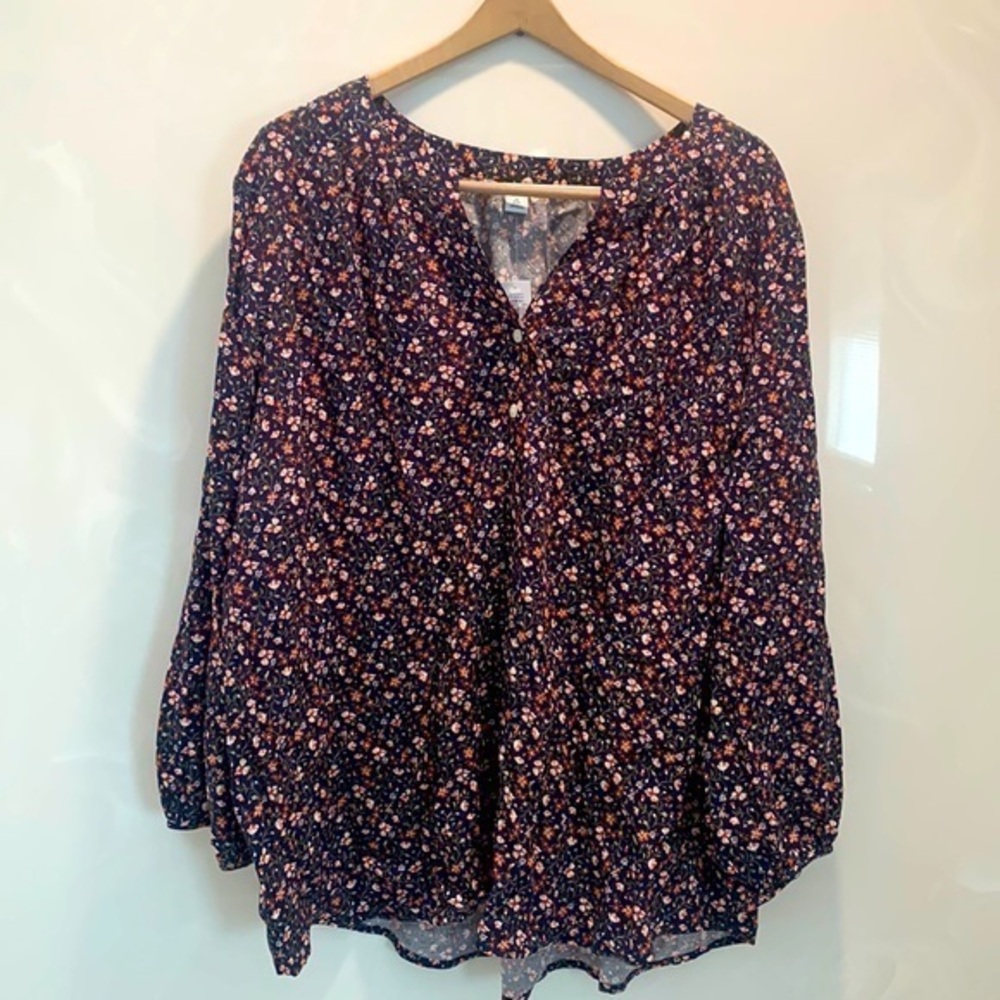 Old Navy Blue Floral Long Sleeve Top